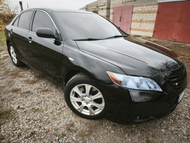 Черный Тойота Камри, объемом двигателя 3.5 л и пробегом 325 тыс. км за 7200 $, фото 1 на Automoto.ua