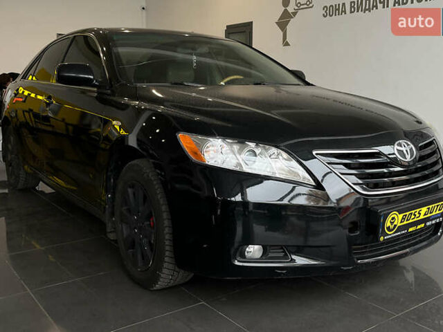 Чорний Тойота Камрі, об'ємом двигуна 3.5 л та пробігом 221 тис. км за 7800 $, фото 1 на Automoto.ua