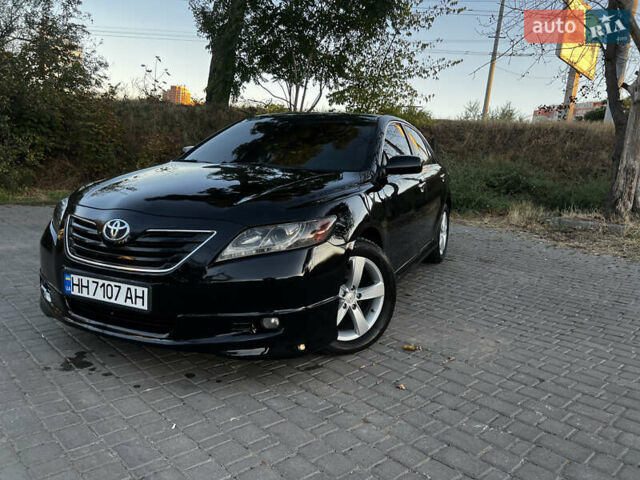 Черный Тойота Камри, объемом двигателя 3.5 л и пробегом 285 тыс. км за 10400 $, фото 1 на Automoto.ua