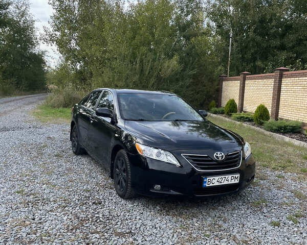 Чорний Тойота Камрі, об'ємом двигуна 3.5 л та пробігом 210 тис. км за 7100 $, фото 1 на Automoto.ua