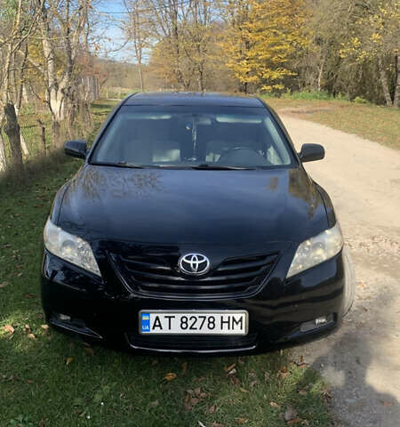 Чорний Тойота Камрі, об'ємом двигуна 2.4 л та пробігом 274 тис. км за 7500 $, фото 1 на Automoto.ua