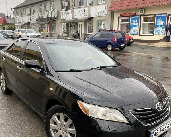 Чорний Тойота Камрі, об'ємом двигуна 3.5 л та пробігом 300 тис. км за 7500 $, фото 1 на Automoto.ua