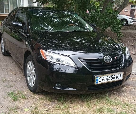 Черный Тойота Камри, объемом двигателя 3.5 л и пробегом 278 тыс. км за 10500 $, фото 1 на Automoto.ua