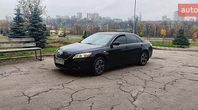 Чорний Тойота Камрі, об'ємом двигуна 3.46 л та пробігом 380 тис. км за 7500 $, фото 1 на Automoto.ua