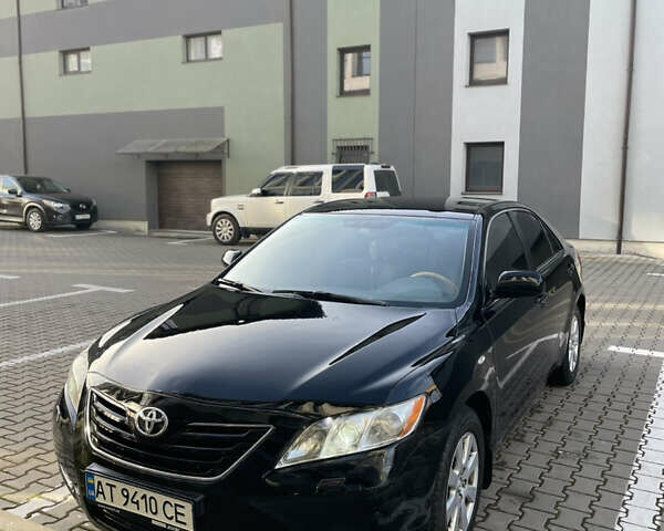 Черный Тойота Камри, объемом двигателя 3.46 л и пробегом 240 тыс. км за 9000 $, фото 1 на Automoto.ua