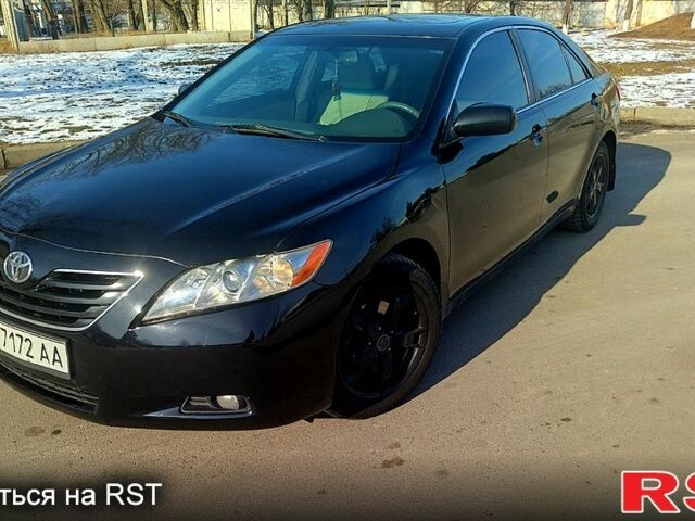 Чорний Тойота Камрі, об'ємом двигуна 24 л та пробігом 274 тис. км за 8900 $, фото 1 на Automoto.ua