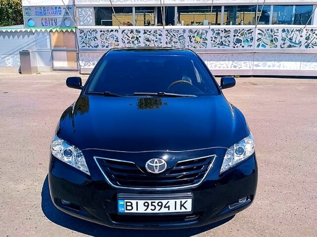 Черный Тойота Камри, объемом двигателя 3.5 л и пробегом 290 тыс. км за 8400 $, фото 1 на Automoto.ua