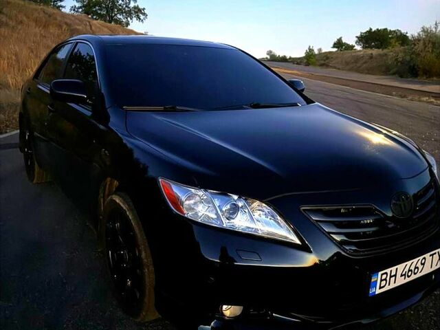 Чорний Тойота Камрі, об'ємом двигуна 3.5 л та пробігом 287 тис. км за 10500 $, фото 1 на Automoto.ua