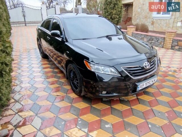 Чорний Тойота Камрі, об'ємом двигуна 3.5 л та пробігом 325 тис. км за 9300 $, фото 1 на Automoto.ua