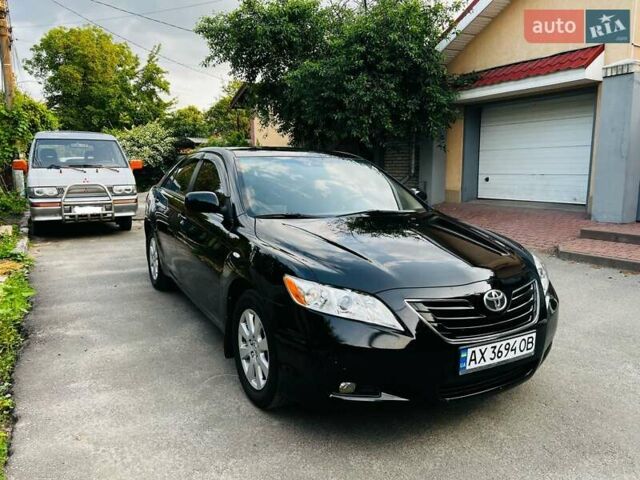 Чорний Тойота Камрі, об'ємом двигуна 2.36 л та пробігом 157 тис. км за 8500 $, фото 1 на Automoto.ua