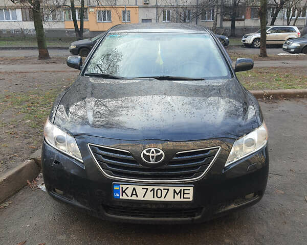 Черный Тойота Камри, объемом двигателя 2.36 л и пробегом 189 тыс. км за 12500 $, фото 1 на Automoto.ua