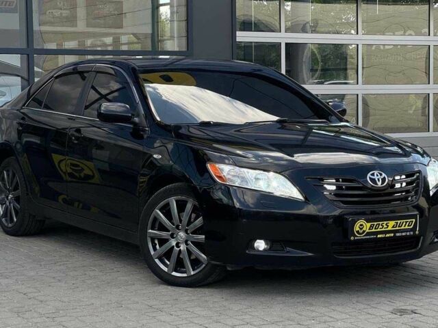 Черный Тойота Камри, объемом двигателя 3.5 л и пробегом 348 тыс. км за 10000 $, фото 1 на Automoto.ua