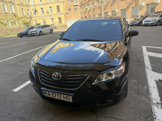 Чорний Тойота Камрі, об'ємом двигуна 2.4 л та пробігом 260 тис. км за 9200 $, фото 1 на Automoto.ua