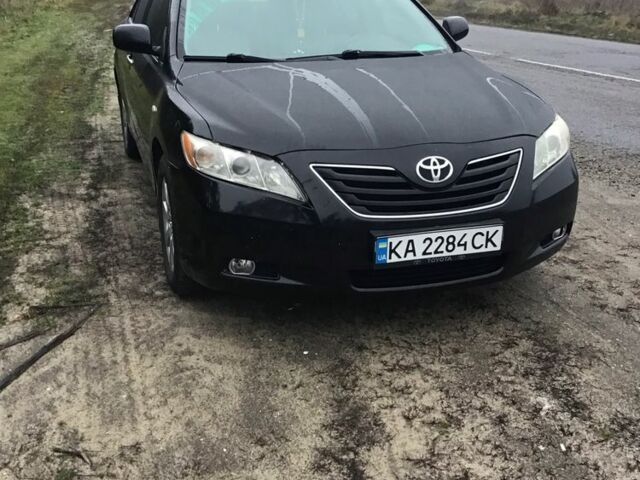 Черный Тойота Камри, объемом двигателя 2.4 л и пробегом 363 тыс. км за 6500 $, фото 1 на Automoto.ua