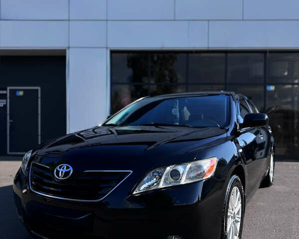 Чорний Тойота Камрі, об'ємом двигуна 3.46 л та пробігом 205 тис. км за 10000 $, фото 1 на Automoto.ua