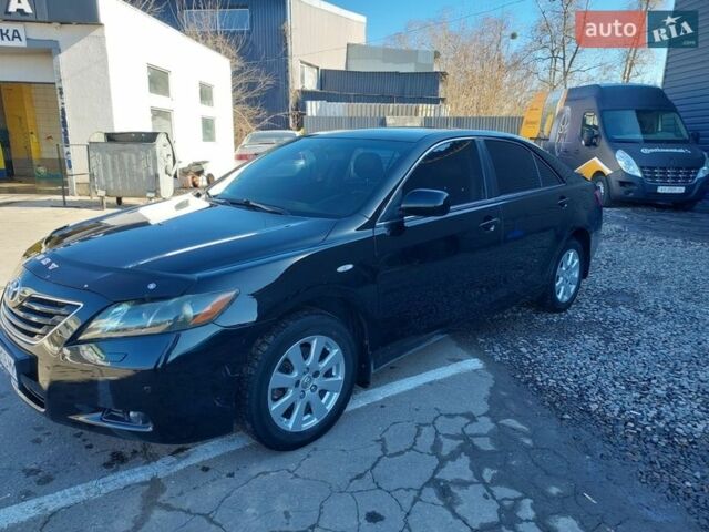Чорний Тойота Камрі, об'ємом двигуна 2.36 л та пробігом 262 тис. км за 8350 $, фото 1 на Automoto.ua