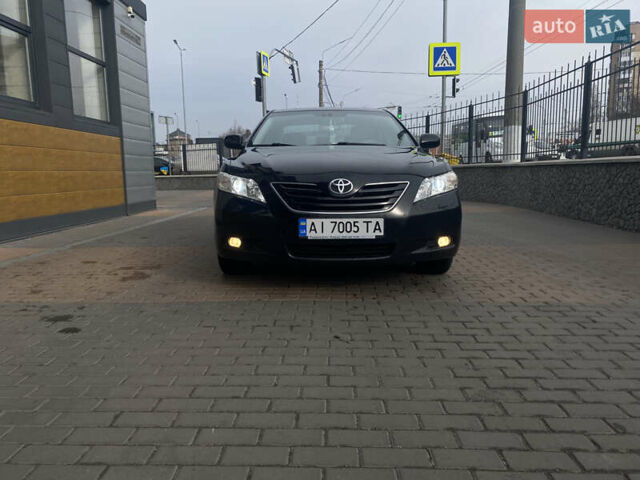 Черный Тойота Камри, объемом двигателя 3.5 л и пробегом 294 тыс. км за 9900 $, фото 1 на Automoto.ua