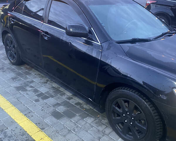 Чорний Тойота Камрі, об'ємом двигуна 0 л та пробігом 285 тис. км за 7700 $, фото 1 на Automoto.ua