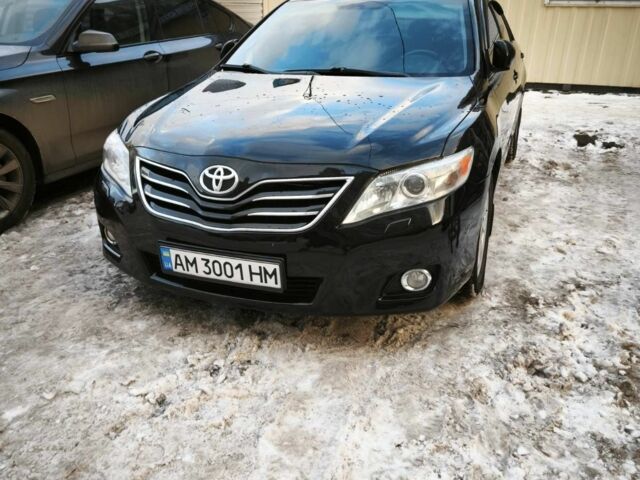 Черный Тойота Камри, объемом двигателя 2.4 л и пробегом 245 тыс. км за 10500 $, фото 1 на Automoto.ua