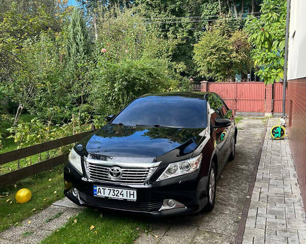 Чорний Тойота Камрі, об'ємом двигуна 2.5 л та пробігом 192 тис. км за 11000 $, фото 1 на Automoto.ua