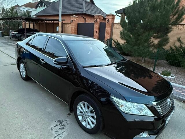 Чорний Тойота Камрі, об'ємом двигуна 2.4 л та пробігом 170 тис. км за 13200 $, фото 1 на Automoto.ua