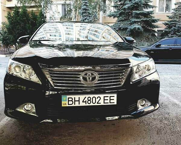 Черный Тойота Камри, объемом двигателя 2.5 л и пробегом 111 тыс. км за 14000 $, фото 1 на Automoto.ua