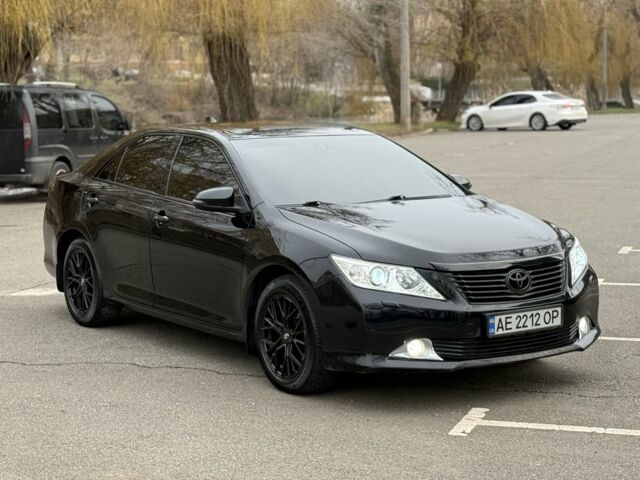 Черный Тойота Камри, объемом двигателя 3.5 л и пробегом 205 тыс. км за 13300 $, фото 1 на Automoto.ua