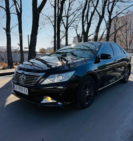 Черный Тойота Камри, объемом двигателя 2.49 л и пробегом 176 тыс. км за 13850 $, фото 1 на Automoto.ua