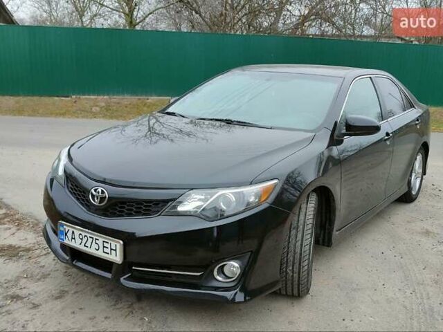 Черный Тойота Камри, объемом двигателя 2.5 л и пробегом 370 тыс. км за 9600 $, фото 1 на Automoto.ua