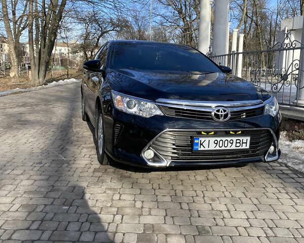 Чорний Тойота Камрі, об'ємом двигуна 2.49 л та пробігом 133 тис. км за 19000 $, фото 1 на Automoto.ua