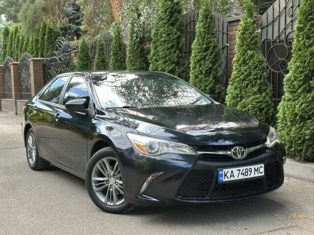 Черный Тойота Камри, объемом двигателя 2.5 л и пробегом 280 тыс. км за 11500 $, фото 1 на Automoto.ua