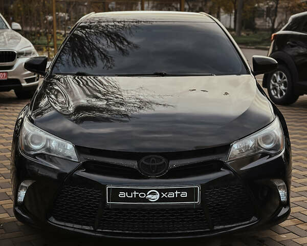 Чорний Тойота Камрі, об'ємом двигуна 2.5 л та пробігом 169 тис. км за 13000 $, фото 1 на Automoto.ua