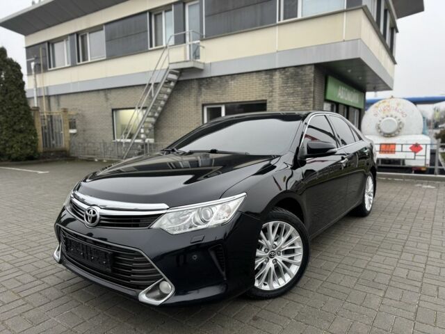Черный Тойота Камри, объемом двигателя 2.5 л и пробегом 155 тыс. км за 16900 $, фото 1 на Automoto.ua