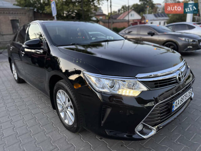 Чорний Тойота Камрі, об'ємом двигуна 2.49 л та пробігом 142 тис. км за 15300 $, фото 1 на Automoto.ua