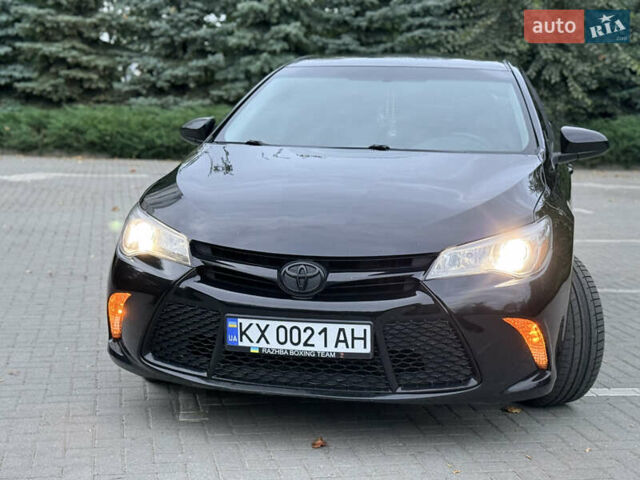 Черный Тойота Камри, объемом двигателя 2.5 л и пробегом 227 тыс. км за 14000 $, фото 1 на Automoto.ua