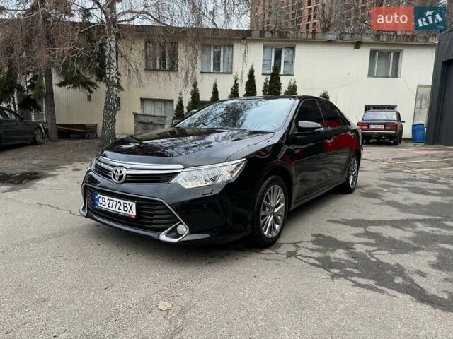 Чорний Тойота Камрі, об'ємом двигуна 2.49 л та пробігом 200 тис. км за 19000 $, фото 1 на Automoto.ua