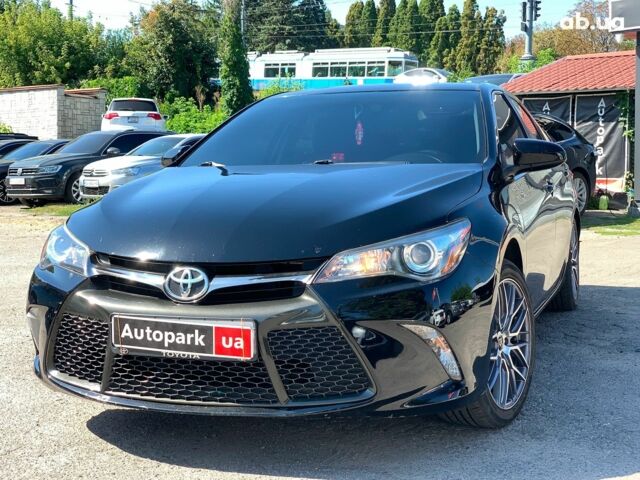 Чорний Тойота Камрі, об'ємом двигуна 2.5 л та пробігом 210 тис. км за 15240 $, фото 1 на Automoto.ua
