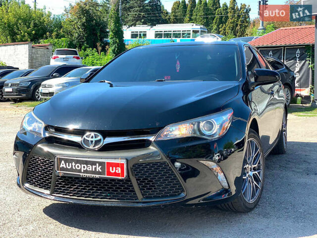 Черный Тойота Камри, объемом двигателя 2.5 л и пробегом 210 тыс. км за 15290 $, фото 1 на Automoto.ua