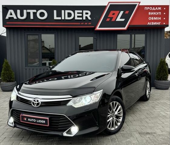 Черный Тойота Камри, объемом двигателя 2.5 л и пробегом 168 тыс. км за 16700 $, фото 1 на Automoto.ua