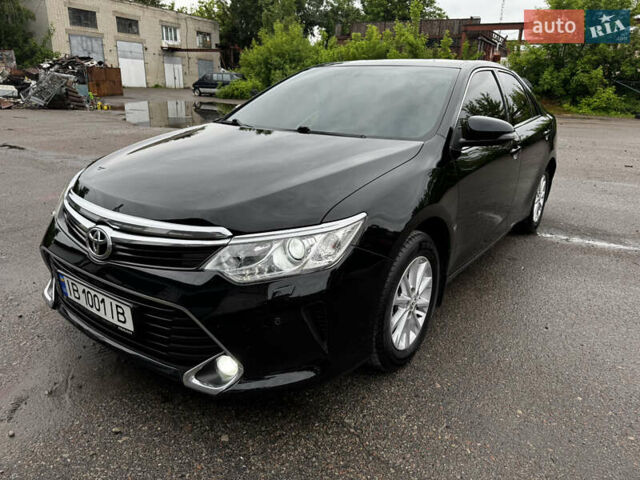 Черный Тойота Камри, объемом двигателя 2.49 л и пробегом 168 тыс. км за 17000 $, фото 1 на Automoto.ua