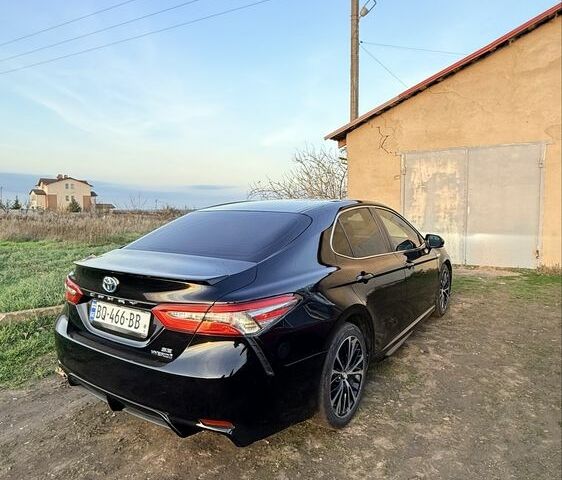 Черный Тойота Камри, объемом двигателя 2.5 л и пробегом 170 тыс. км за 18000 $, фото 1 на Automoto.ua