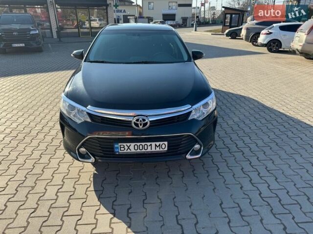 Черный Тойота Камри, объемом двигателя 2.49 л и пробегом 142 тыс. км за 16700 $, фото 1 на Automoto.ua