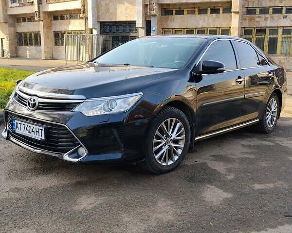 Чорний Тойота Камрі, об'ємом двигуна 2.5 л та пробігом 210 тис. км за 15950 $, фото 1 на Automoto.ua