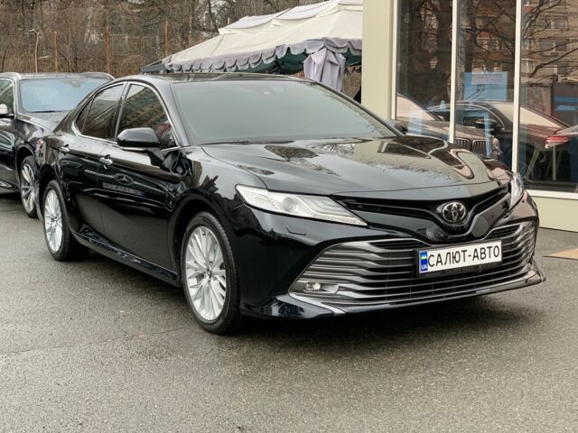 Черный Тойота Камри, объемом двигателя 2.5 л и пробегом 7 тыс. км за 32500 $, фото 1 на Automoto.ua