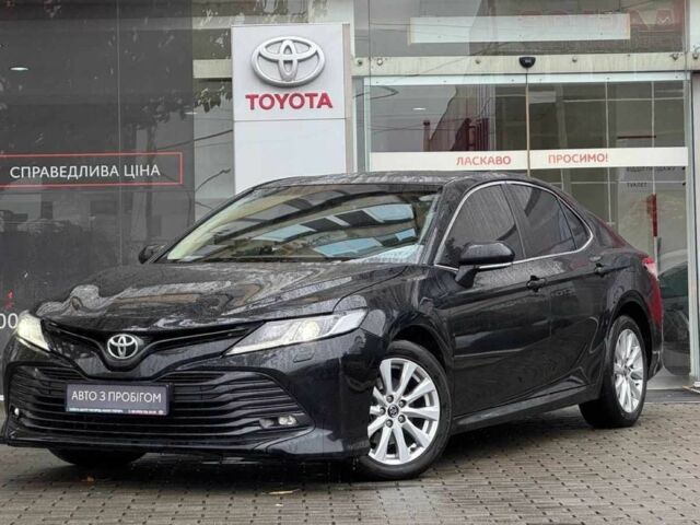 Чорний Тойота Камрі, об'ємом двигуна 2.5 л та пробігом 120 тис. км за 22191 $, фото 1 на Automoto.ua