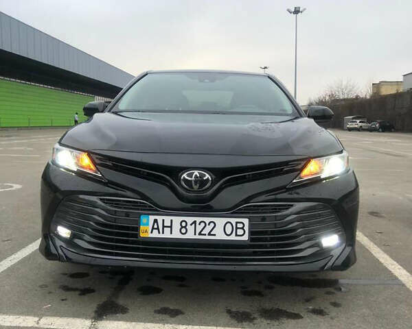 Тойота Камрі 2020 у Києві на Automoto.ua Чорний Тойота Камрі, об'ємом двигуна 2.5 л та пробігом 35 тис. км за 22999 $, фото 1 на Automoto.ua