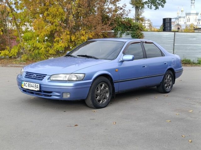 Тойота Камри 1996 в Луцке на Automoto.ua Фиолетовый Тойота Камри, объемом двигателя 3 л и пробегом 297 тыс. км за 2150 $, фото 1 на Automoto.ua
