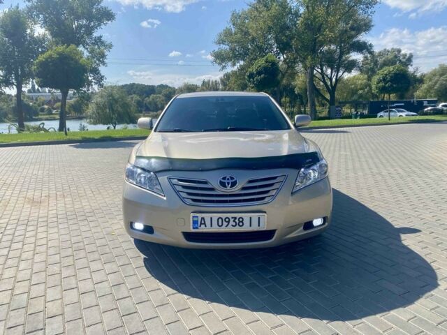 Коричневий Тойота Камрі, об'ємом двигуна 2.4 л та пробігом 320 тис. км за 6250 $, фото 1 на Automoto.ua