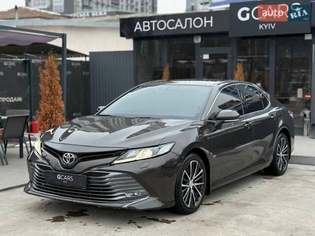 Коричневый Тойота Камри, объемом двигателя 2.5 л и пробегом 149 тыс. км за 21900 $, фото 1 на Automoto.ua