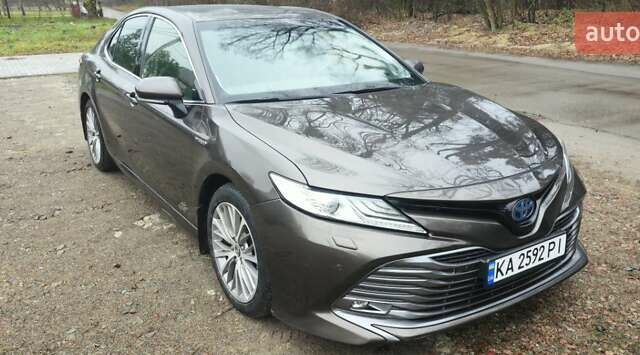 Коричневый Тойота Камри, объемом двигателя 2.49 л и пробегом 182 тыс. км за 26000 $, фото 1 на Automoto.ua